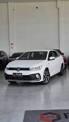 VOLKSWAGEN VIRTUS 1.0 200 TSI HIGHLINE AUTOMÁTICO